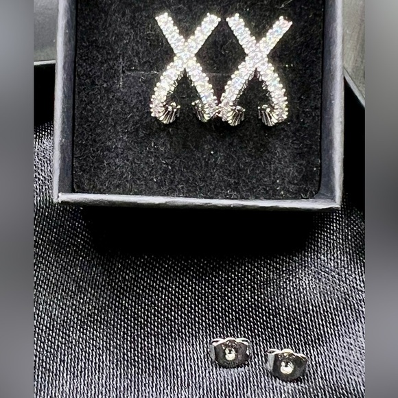 NIB Stamped 925 Sterling Silver & Zircon Criss Cross Letter X Drop Earrings - Picture 13 of 14